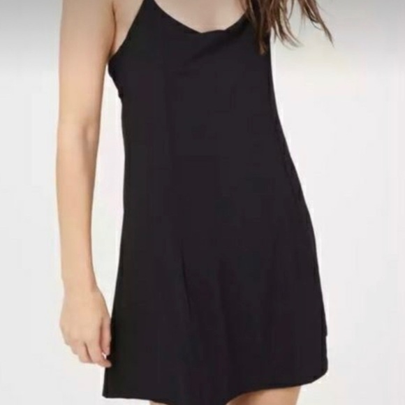 EUC OFFLINE BLACK TENNIS/EXERCISE DRESS, size xs - Picture 1 of 8